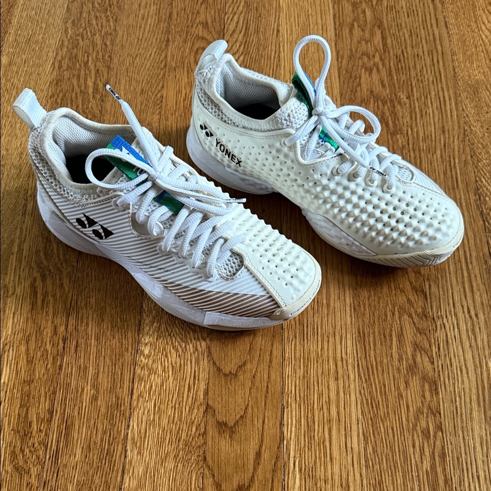 Yonex Tennis Shoes
